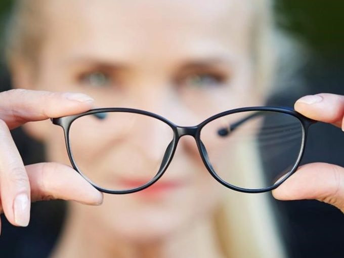 Prescrizione e Progettazione lenti correttive - Ottica Castelli Melzo